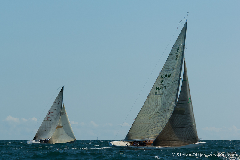 8mR CAN-9 Thisbe & SUI-10 Sarissa | 8 metre world cup 2010 | Toronto